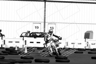 media/Mar-20-2023-Moto Forza (Mon) [[d0bbc59e78]]/Around the Pits/